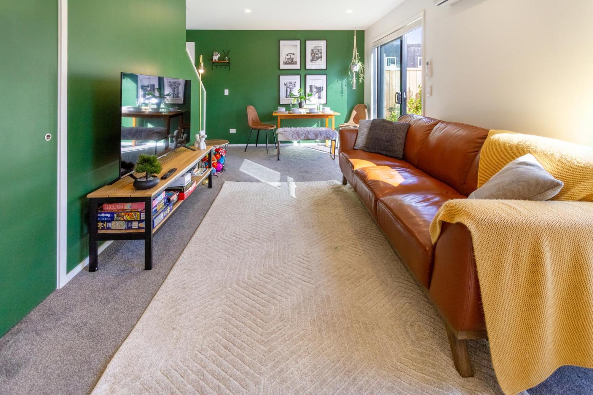 Gorgeous In Green - 2 Bed Central Oasis W/King Bed Christchurch Exterior photo